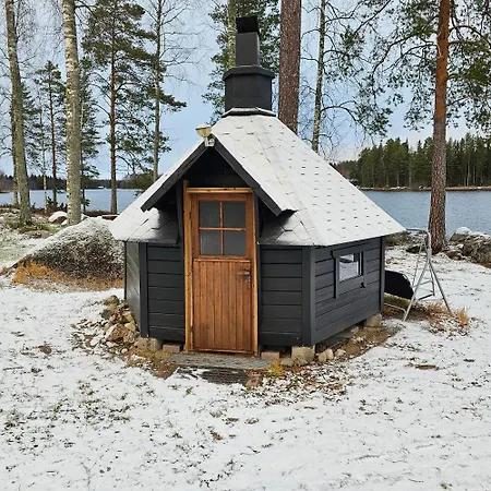 Kivisalmi Ja Aurorahut Bateau-hôtel Viitasaari