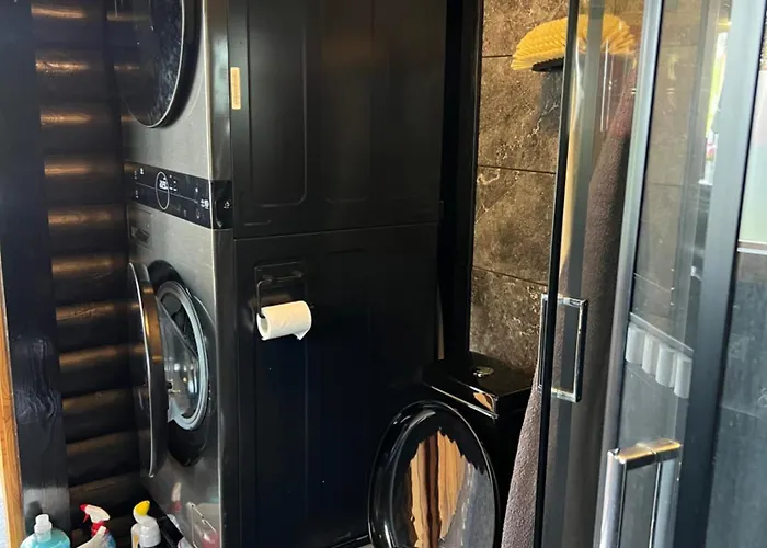 Bådhotel Kivisalmi Ja Aurorahut *