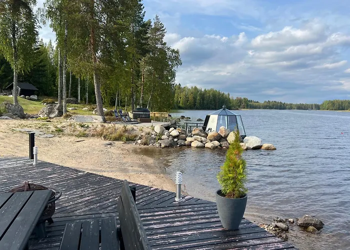 Kivisalmi Ja Aurorahut Botel *